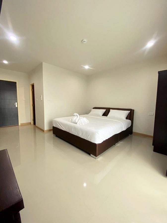 Apartamento Re Riva Bangkok Exterior foto