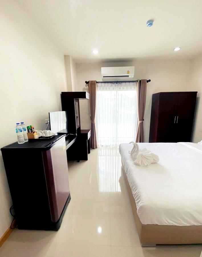 Apartamento Re Riva Bangkok Exterior foto
